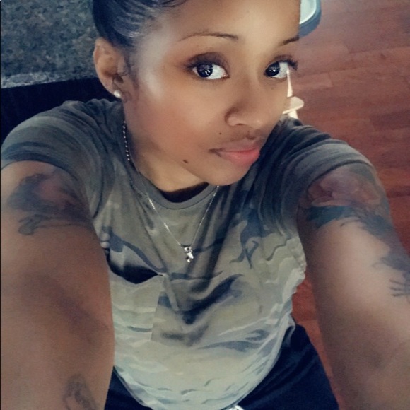 Kendra 💙 - Picture 1 of 1